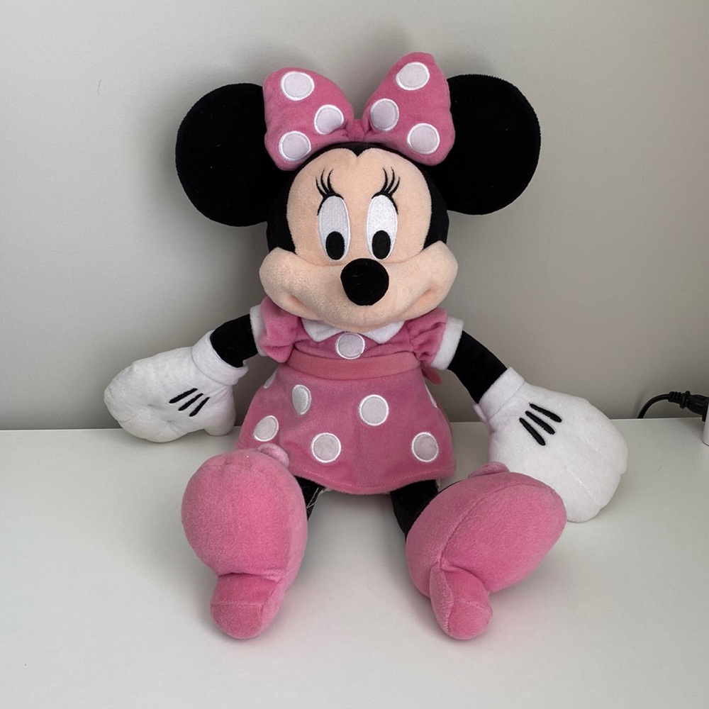 Disney Minnie Mouse plush - Picture 1 of 2